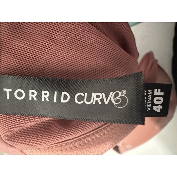 Torrid Floral Glitter Lightly Lined Full Coverage Balconette Bra Size 40F - Picture 7 of 9